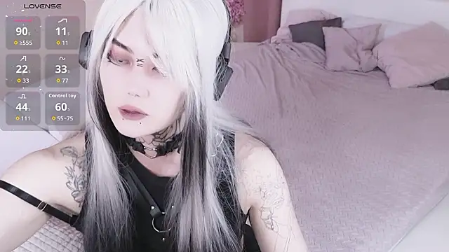 GothXRaven online show from 02.11.26