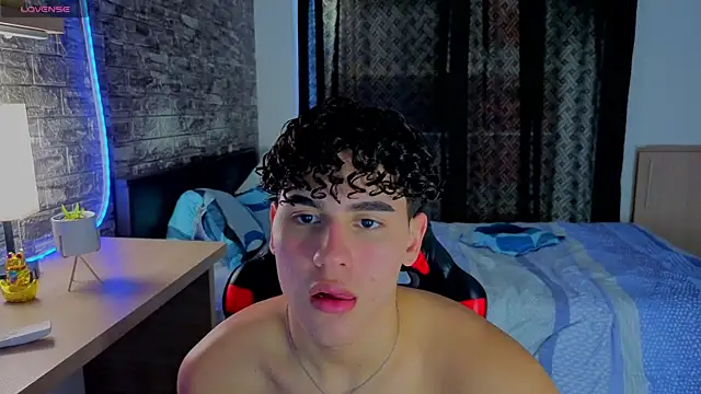 Theimperialboys  online show from 04.18.26