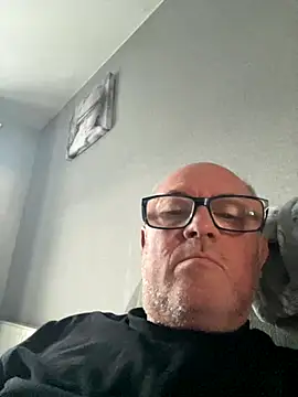 naughtygrandad1 online show from 09.10.25