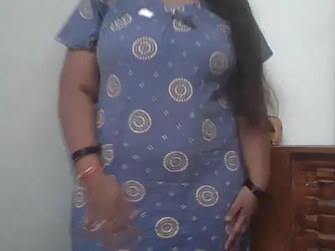its me Rashmi online show from 12.15.25