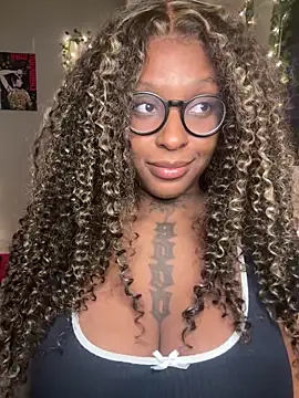 MistiSavannah online show from 04.30.26