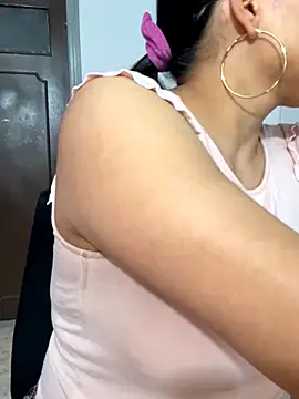 Rouse69  online show from 12.04.25