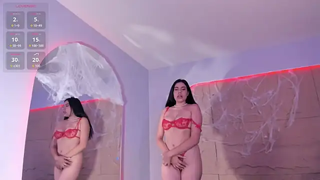 RenataLeclair online show from 10.25.25