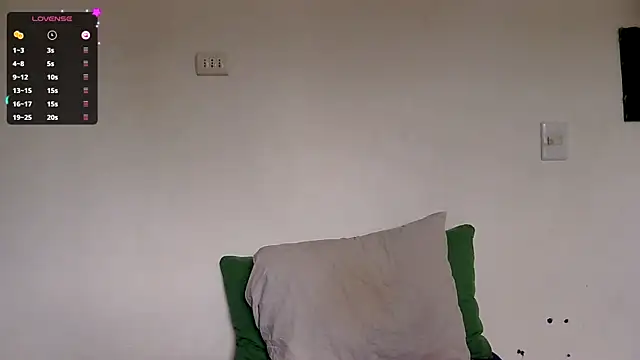 Snapshot of templo696 chatting on 09.23.25 templo696 online show from 09.23.25