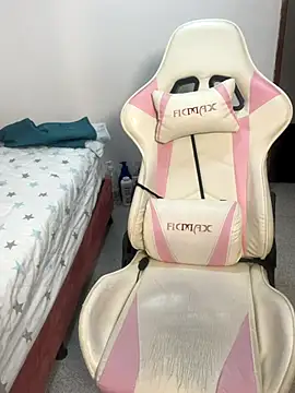 emma hot2006 online show from 01.07.26