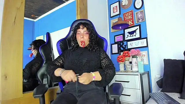 Kyes Dreams3 online show from 10.28.25