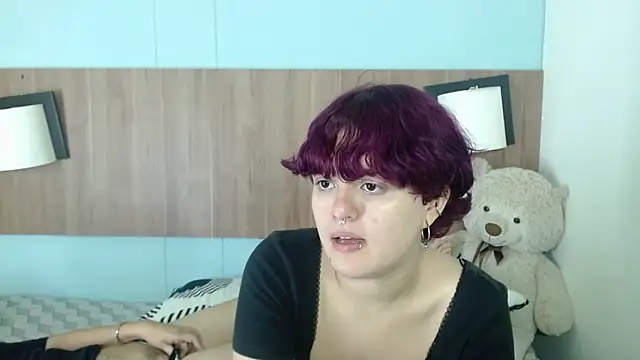 Snapshot of JadeAndJess_ chatting on 09.23.25 JadeAndJess online show from 09.23.25