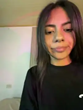 Snapshot of LilybethGray chatting on 06.18.26 LilybethGray online show from 06.18.26
