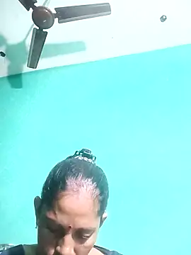 Suhana pandit online show from 09.26.25