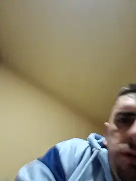 Snapshot of Lawrence067 chatting on 12.17.25 Lawrence067 online show from 12.17.25