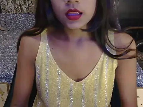 hoty-priya online show from 11.10.25