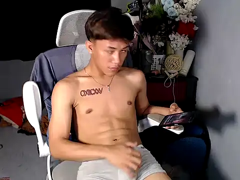 naughtyboyloy 0 online show from 04.03.26