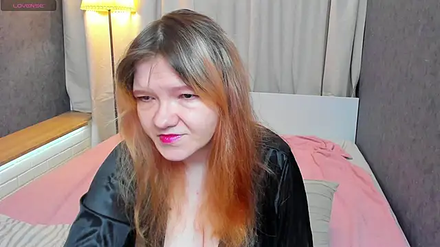 Nora lovvvv online show from 10.05.25