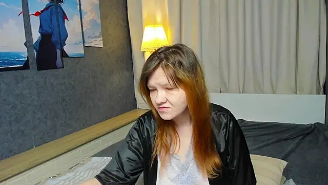 Nora lovvvv online show from 10.28.25