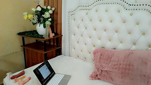 Snapshot of anastasia_cums chatting on 05.06.26 anastasia cums online show from 05.06.26