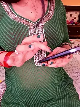 Snapshot of PRIYA_22 chatting on 02.25.26 PRIYA 22 online show from 02.25.26
