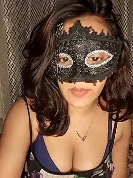 Snapshot of ALEXA_1100 chatting on 11.16.25 ALEXA 1100 online show from 11.16.25