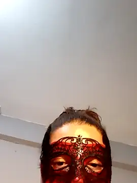 Maskelihatun online show from 09.19.25