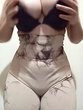 Snapshot of AsilAbid chatting on 02.17.26 AsilAbid online show from 02.17.26