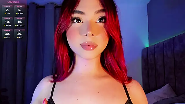 Snapshot of Arianna_Ponce chatting on 09.10.25 Arianna Ponce online show from 09.10.25