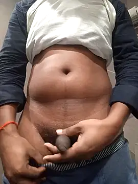 Mahiya0 online show from 10.26.25