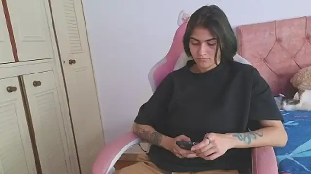 Crystal Star  online show from 10.30.25