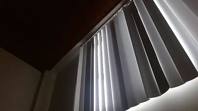 Crystal Star  online show from 02.22.26