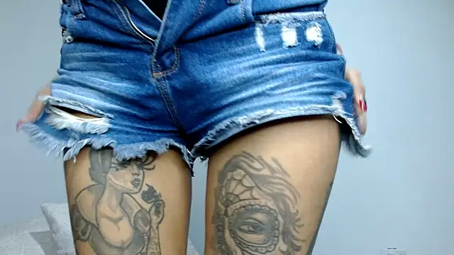 Gia Lee online show from 09.27.25