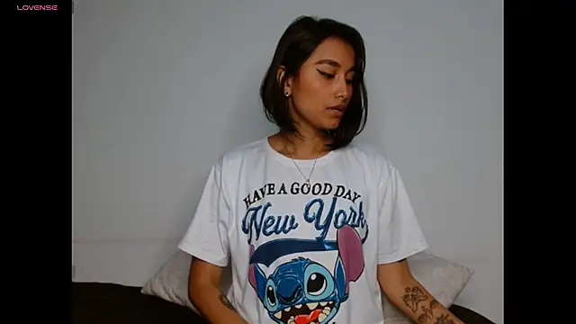 Snapshot of Gia_Lee chatting on 02.20.26 Gia Lee online show from 02.20.26