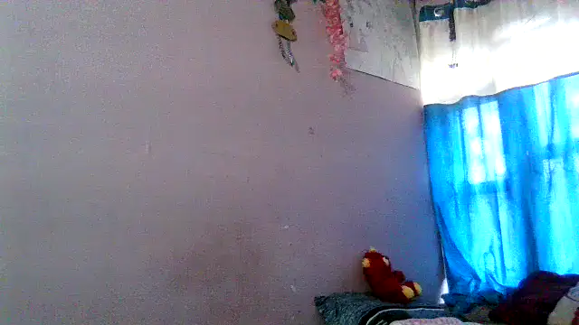 Snapshot of ANNU_484 chatting on 10.31.25 ANNU 484 online show from 10.31.25