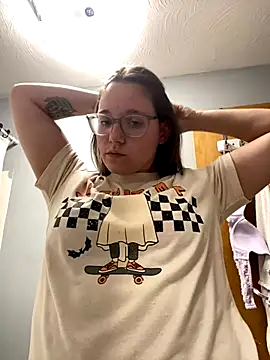 Mommasaurrex online show from 09.29.25