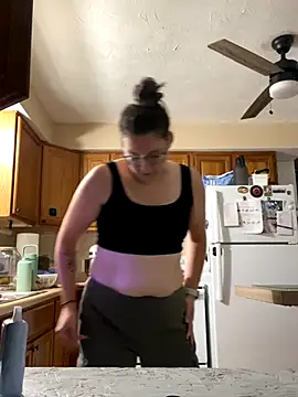 Mommasaurrex online show from 10.11.25