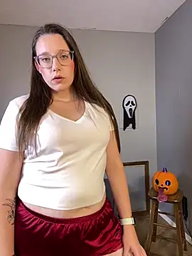 Mommasaurrex online show from 10.14.25