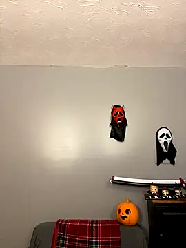 Mommasaurrex online show from 10.22.25