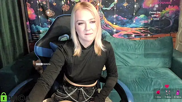 CrystalGirl99 online show from 02.13.26