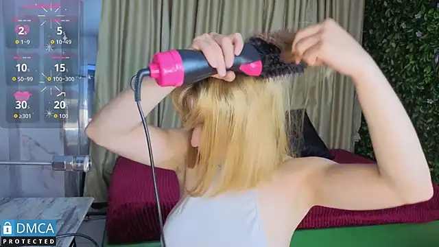 nena cupcake  online show from 02.17.26