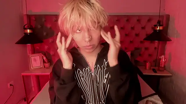 OliIverr22 online show from 12.02.25