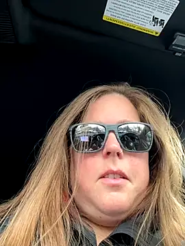 hornykitty1210 online show from 11.03.25