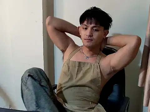 Snapshot of boypratama29 chatting on 10.15.25 boypratama29 online show from 10.15.25