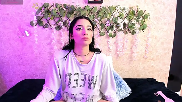 Snapshot of ImEmily444 chatting on 09.25.25 ImEmily444 online show from 09.25.25