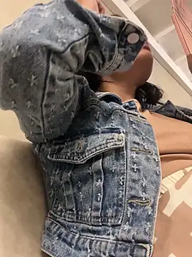 HannahMontgomery online show from 02.01.26