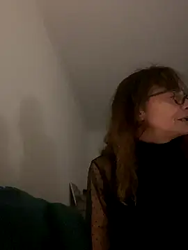 Chris06d22xh online show from 10.23.25