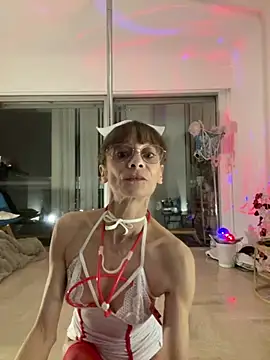 Snapshot of Chris06d22@xh chatting on 02.04.26 Chris06d22xh online show from 02.04.26