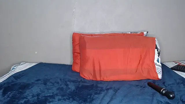 Snapshot of Lunalee chatting on 03.23.26 Lunalee online show from 03.23.26