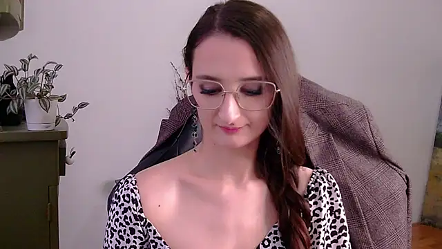 Nova Mystic online show from 10.15.25