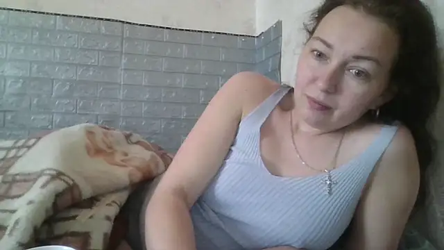 Snapshot of DanaNeon chatting on 04.12.26 DanaNeon online show from 04.12.26