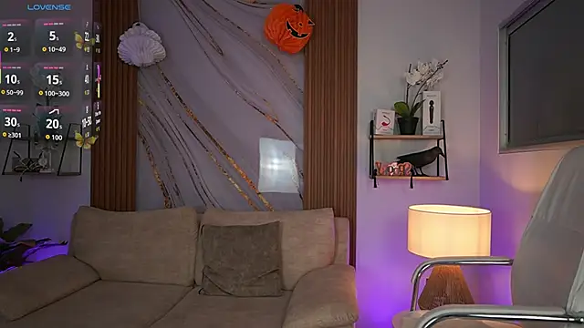 MilaCrave online show from 10.21.25