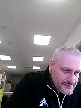 Snapshot of Hisnimin chatting on 02.04.26 Hisnimin online show from 02.04.26