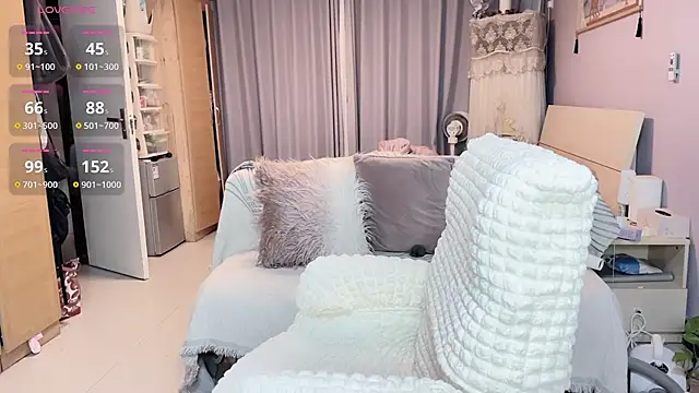 Y2Luvk online show from 10.17.25