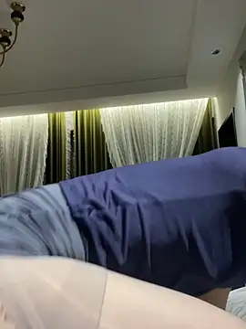 Snapshot of Y2Luvk chatting on 02.19.26 Y2Luvk online show from 02.19.26